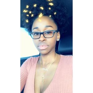 Meet your Posher, Nikki